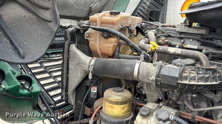 image for item FG1032 2017 Freightliner Cascadia 125 semi truck