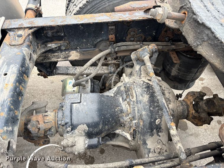 image for item FG1034 2017 Freightliner Cascadia 125 semi truck