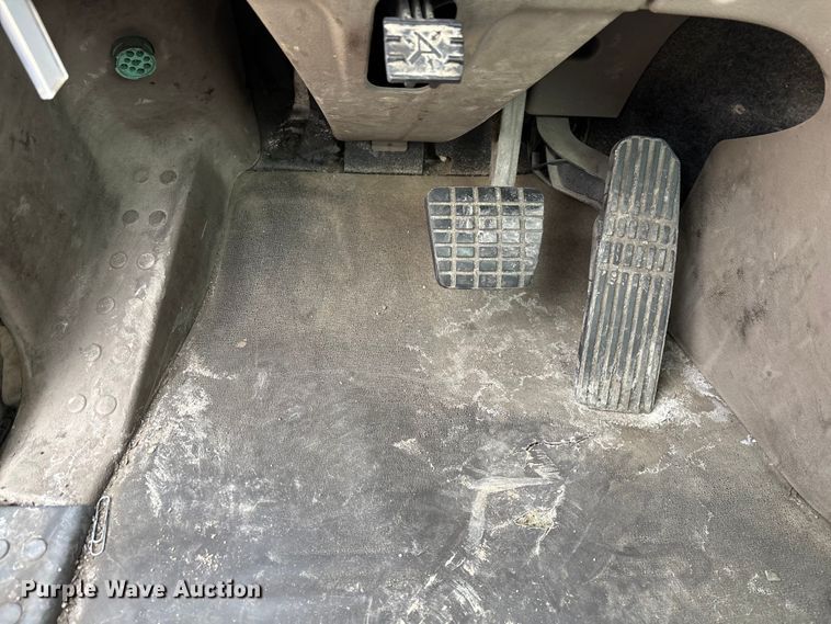 image for item FG1035 2017 Freightliner Cascadia 125 semi truck