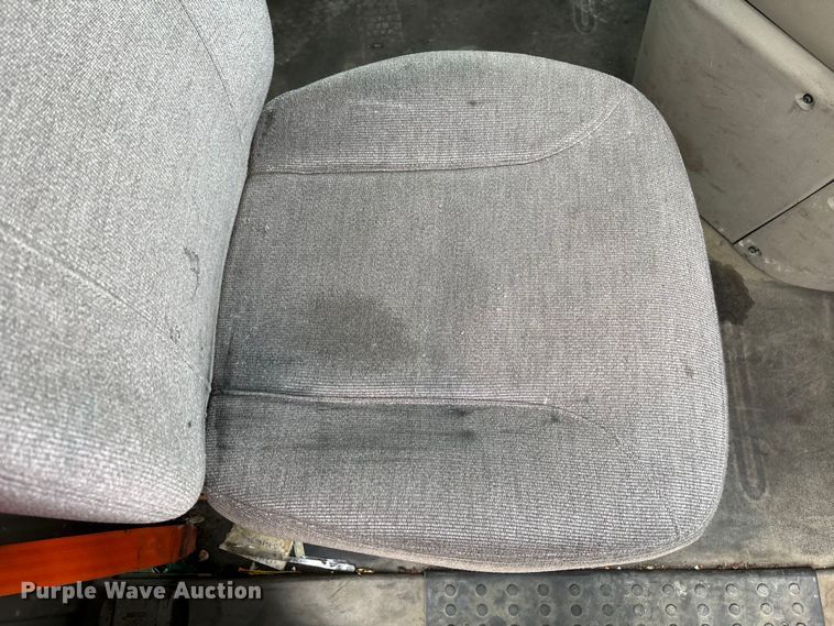 image for item FG1035 2017 Freightliner Cascadia 125 semi truck