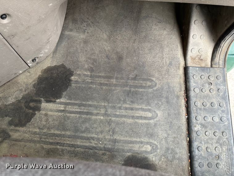 image for item FG1035 2017 Freightliner Cascadia 125 semi truck