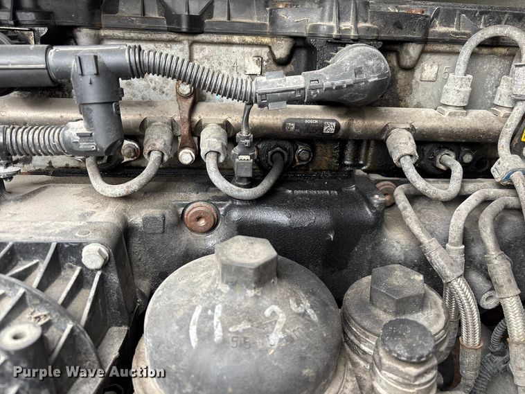 image for item FG1035 2017 Freightliner Cascadia 125 semi truck