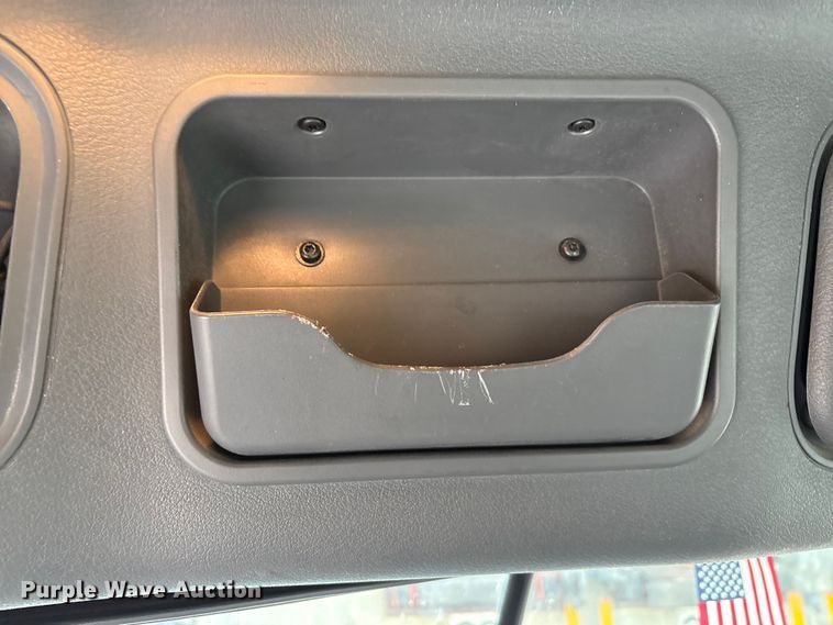 image for item FG1036 2017 Freightliner Cascadia semi truck