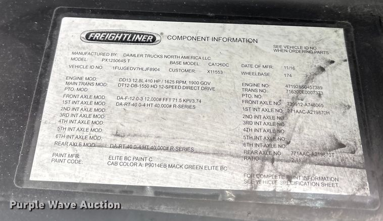 image for item FG1036 2017 Freightliner Cascadia semi truck