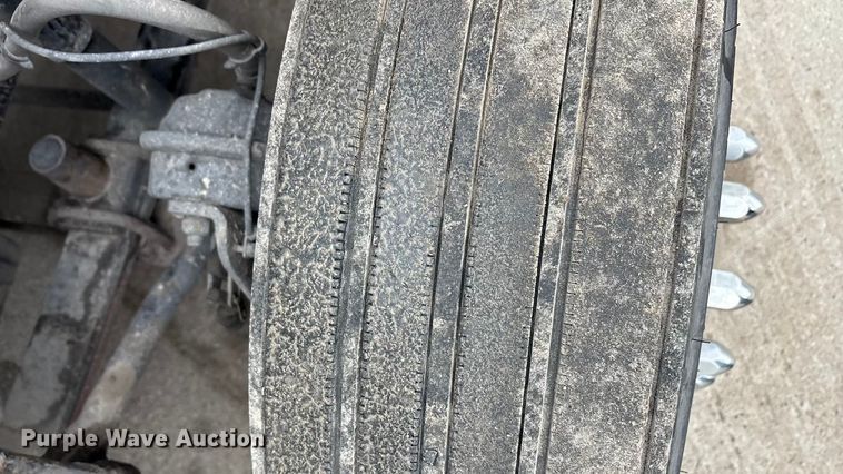 image for item FG1036 2017 Freightliner Cascadia semi truck