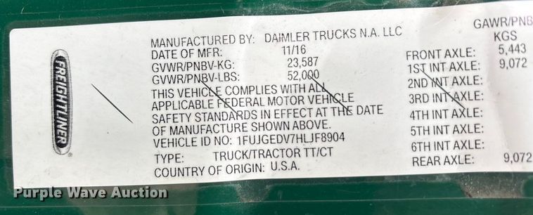 image for item FG1036 2017 Freightliner Cascadia semi truck