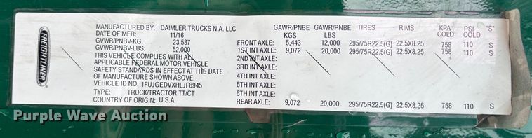 image for item FG1037 2017 Freightliner Cascadia 125 semi truck