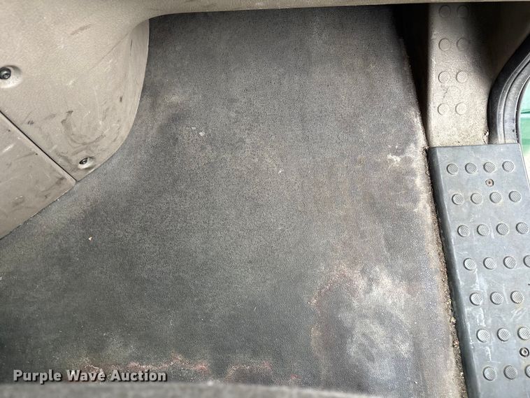 image for item FG1038 2017 Freightliner Cascadia 125 semi truck