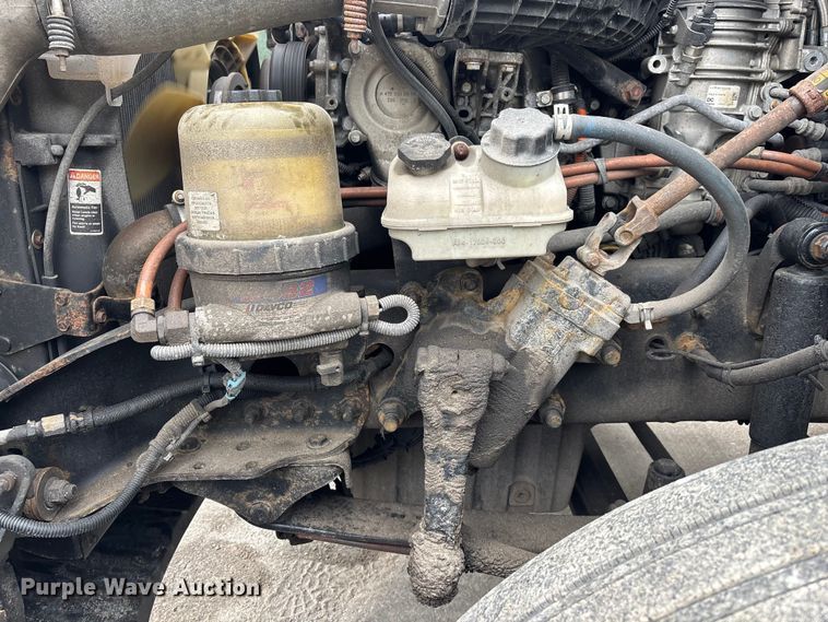 image for item FG1038 2017 Freightliner Cascadia 125 semi truck