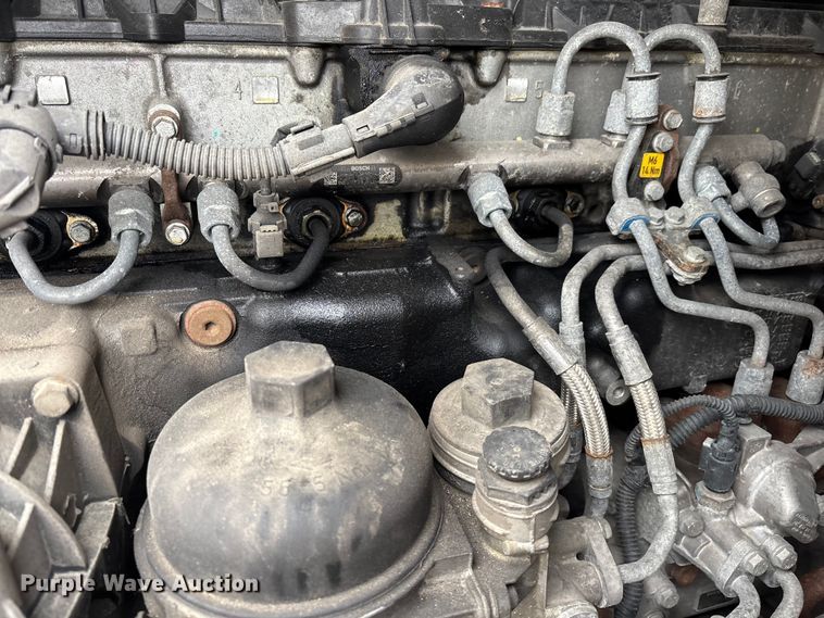 image for item FG1038 2017 Freightliner Cascadia 125 semi truck