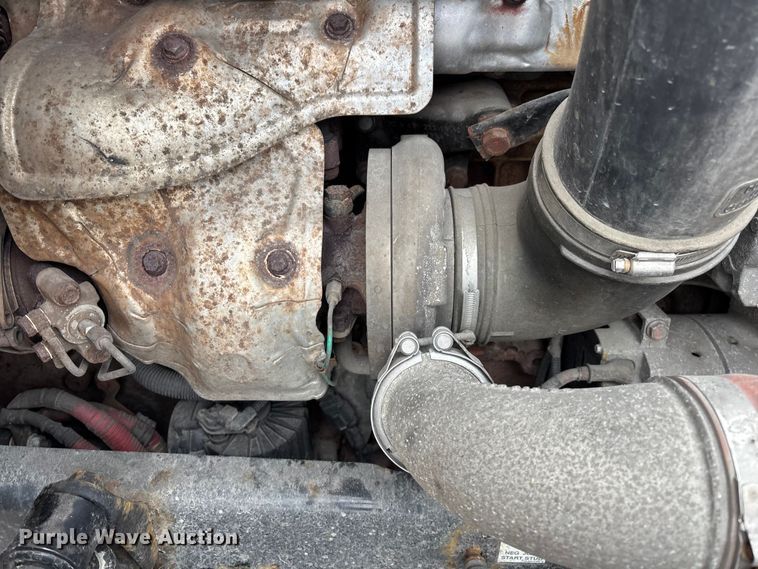 image for item FG1038 2017 Freightliner Cascadia 125 semi truck