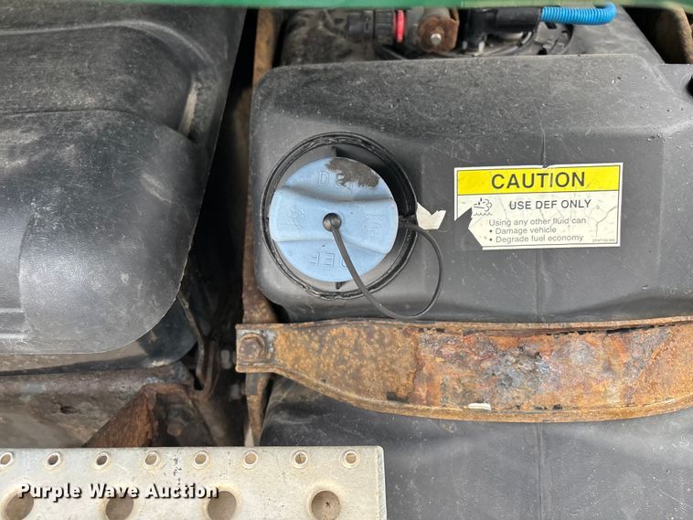 image for item FG1038 2017 Freightliner Cascadia 125 semi truck