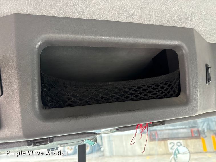 image for item FG1039 2016 Mack CXU613 semi truck