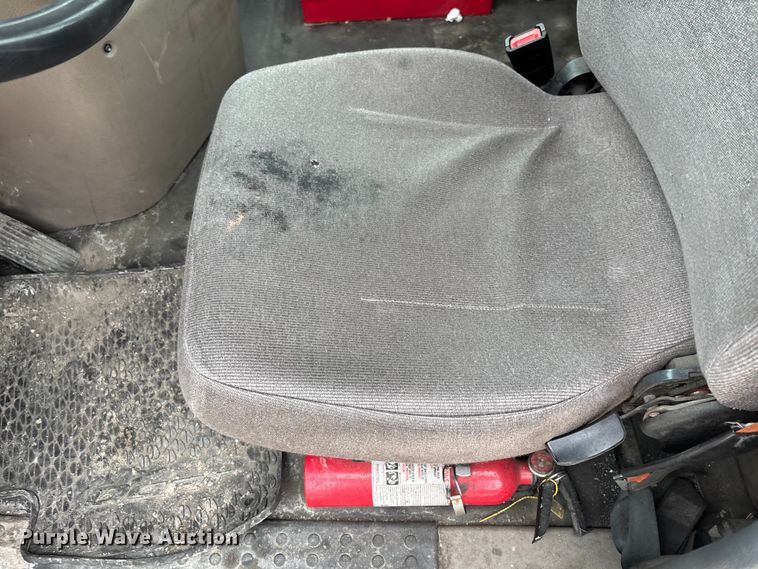 image for item FG1040 2017 Freightliner Cascadia 125 semi truck