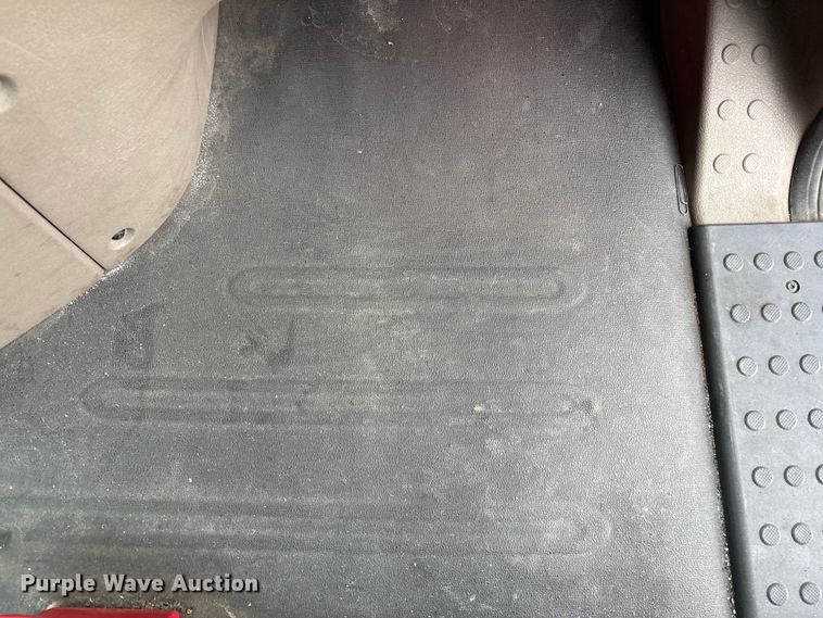 image for item FG1040 2017 Freightliner Cascadia 125 semi truck