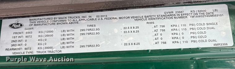 image for item FG1041 2016 Mack CXU613 semi truck