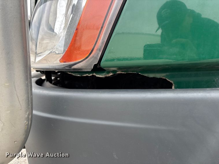 image for item FG1042 2017 Freightliner Cascadia 125 semi truck