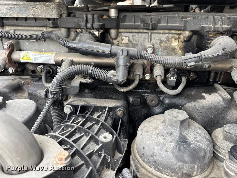 image for item FG1042 2017 Freightliner Cascadia 125 semi truck