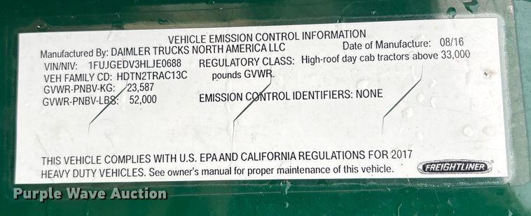 image for item FG1042 2017 Freightliner Cascadia 125 semi truck