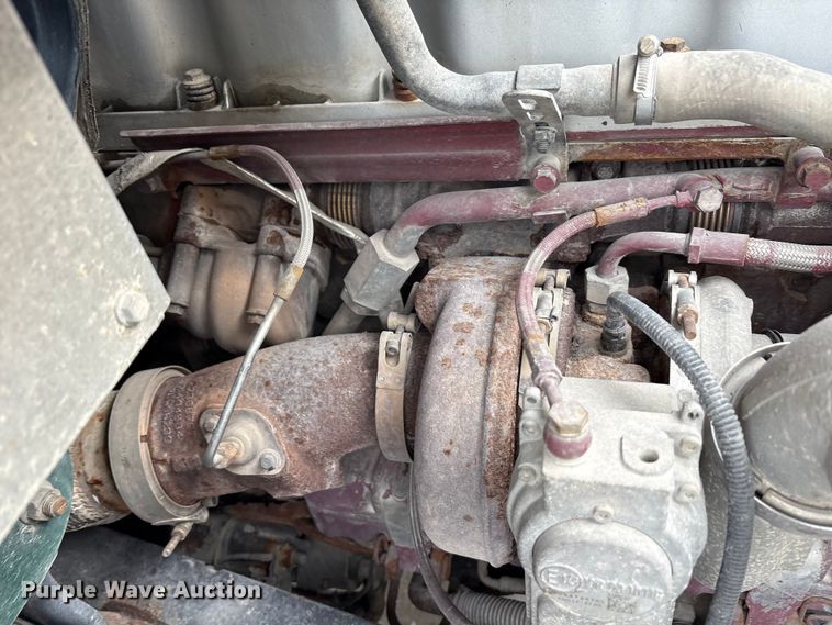 image for item FG1043 2013 Mack CXU613 semi truck