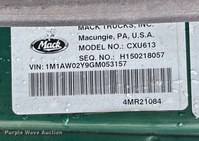 image for item FG1045 2016 Mack CXU613 semi truck