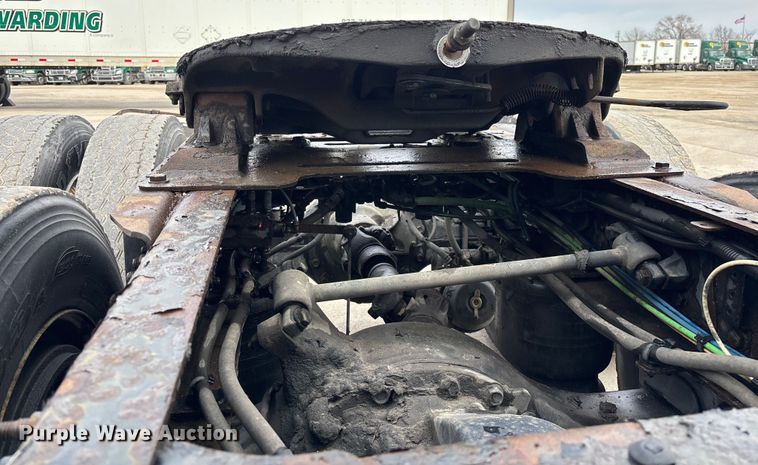 image for item FG1046 2017 Freightliner Cascadia 125 semi truck