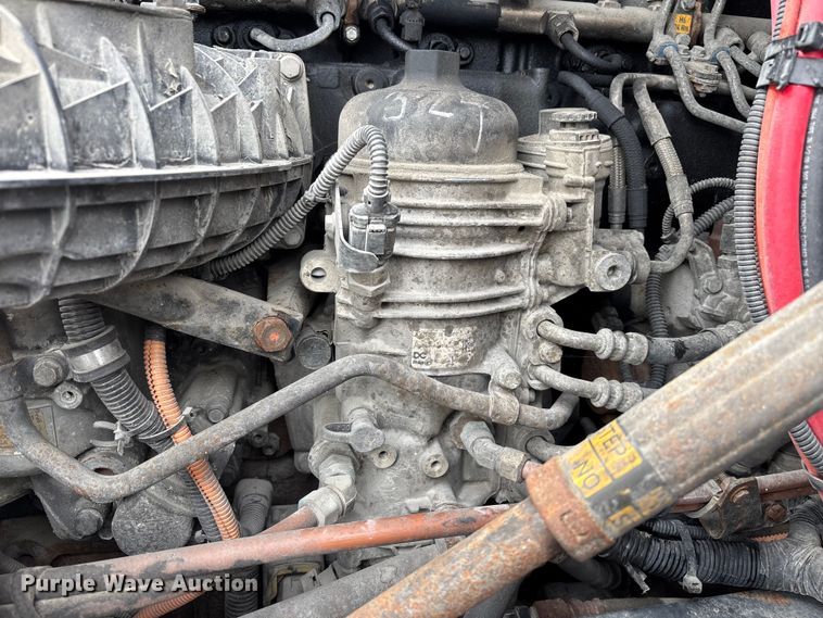 image for item FG1046 2017 Freightliner Cascadia 125 semi truck