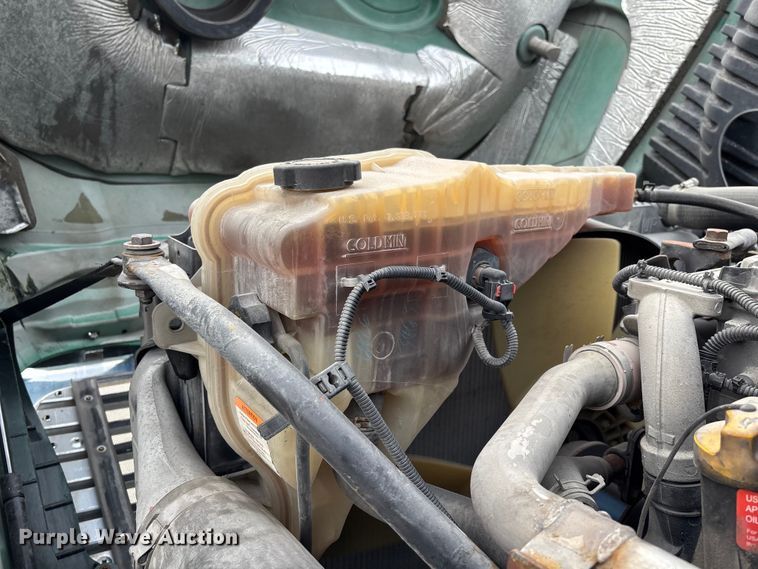 image for item FG1046 2017 Freightliner Cascadia 125 semi truck