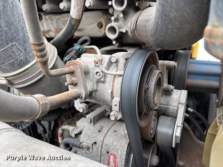 image for item FG1046 2017 Freightliner Cascadia 125 semi truck