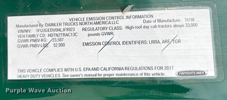 image for item FG1046 2017 Freightliner Cascadia 125 semi truck