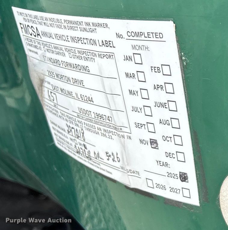 image for item FG1047 2016 Mack CXU613 semi truck