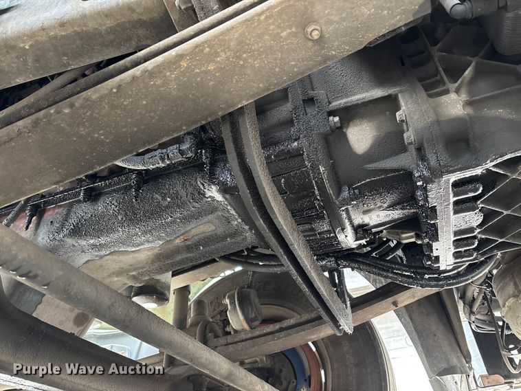 image for item FG1047 2016 Mack CXU613 semi truck