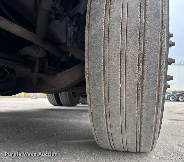 image for item FG1047 2016 Mack CXU613 semi truck