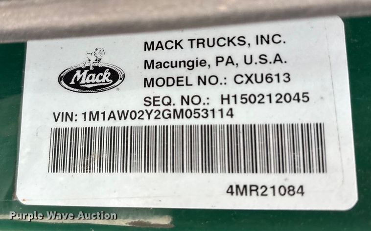 image for item FG1048 2016 Mack CXU613 semi truck