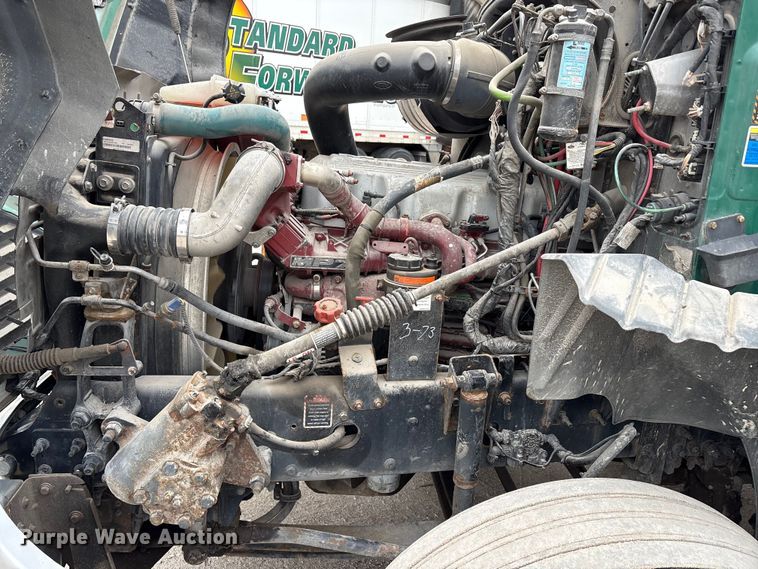 image for item FG1049 2016 Mack CXU613 semi truck