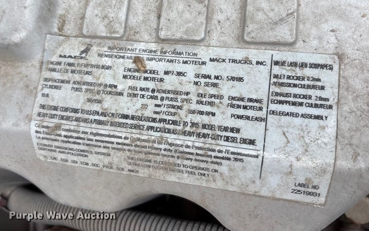 image for item FG1049 2016 Mack CXU613 semi truck