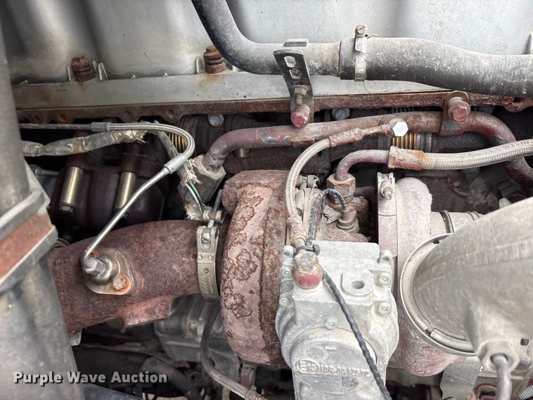 image for item FG1049 2016 Mack CXU613 semi truck