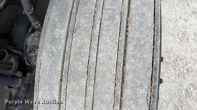 image for item FG1049 2016 Mack CXU613 semi truck