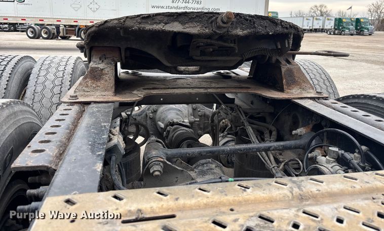 image for item FG1051 2016 Mack CXU613 semi truck