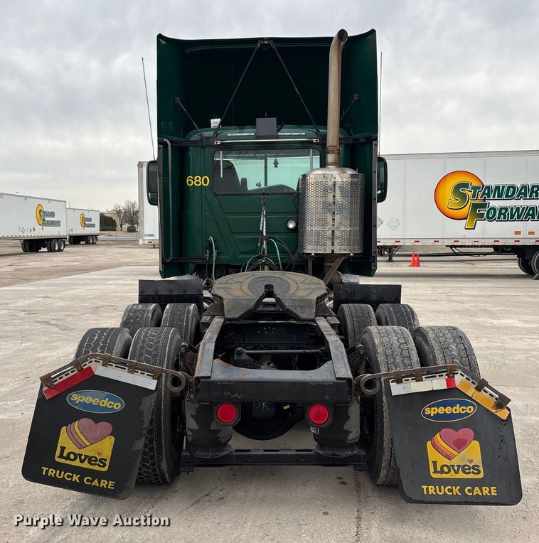 image for item FG1053 2016 Mack CXU613 semi truck