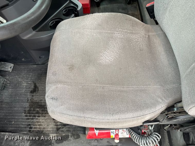 image for item FG1053 2016 Mack CXU613 semi truck