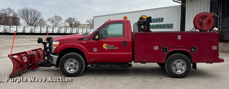 image for item FG1054 2011 Ford F350 Super Duty utility bed pickup truck