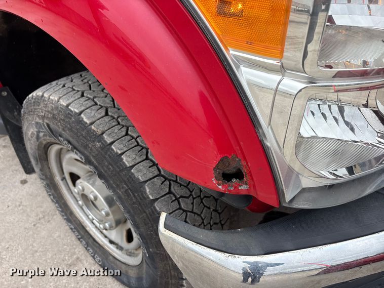 image for item FG1054 2011 Ford F350 Super Duty utility bed pickup truck