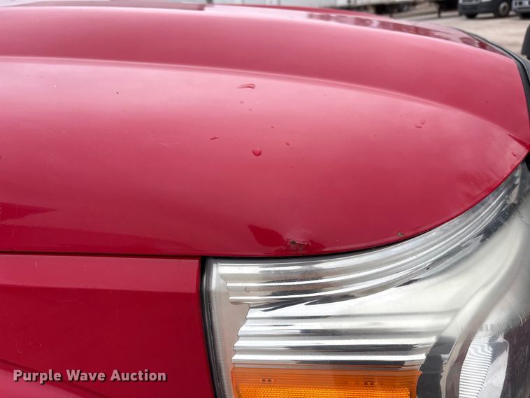 image for item FG1054 2011 Ford F350 Super Duty utility bed pickup truck