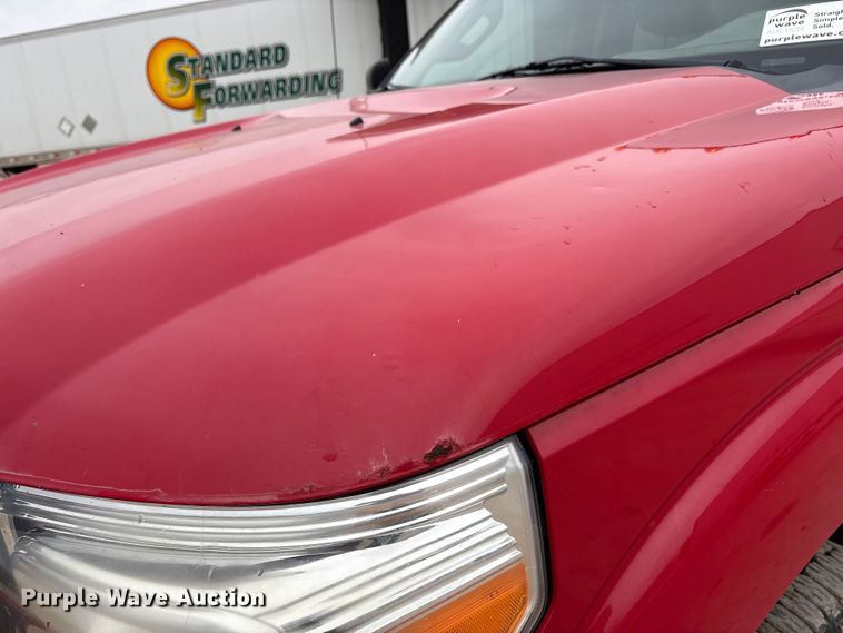 image for item FG1054 2011 Ford F350 Super Duty utility bed pickup truck