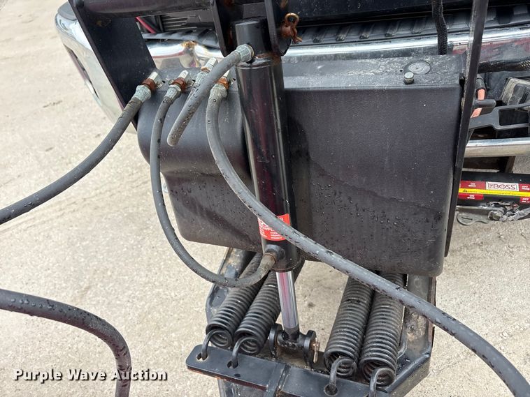 image for item FG1054 2011 Ford F350 Super Duty utility bed pickup truck