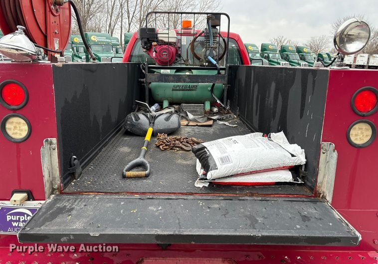 image for item FG1054 2011 Ford F350 Super Duty utility bed pickup truck