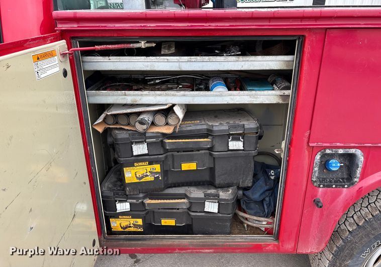 image for item FG1054 2011 Ford F350 Super Duty utility bed pickup truck