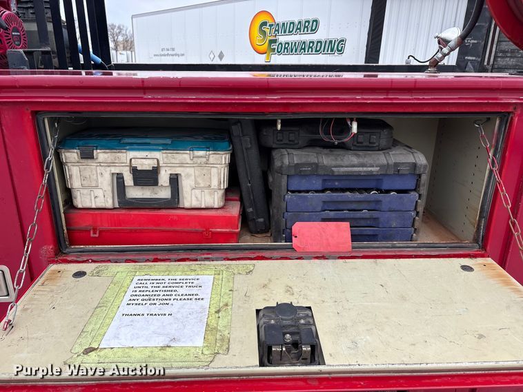 image for item FG1054 2011 Ford F350 Super Duty utility bed pickup truck