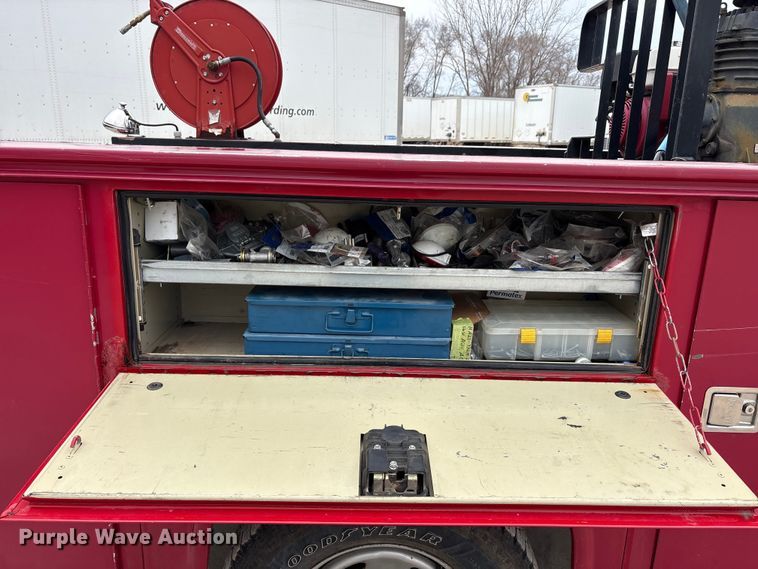 image for item FG1054 2011 Ford F350 Super Duty utility bed pickup truck